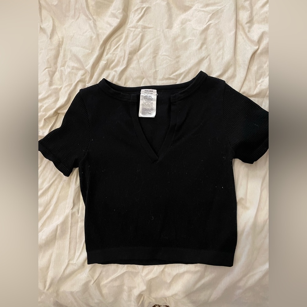 Cotton On Cropped Ribbed VNeck